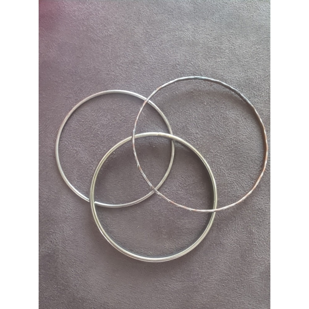 Set Of 3 Silver Tones Bracelets With Cross Hatch Design